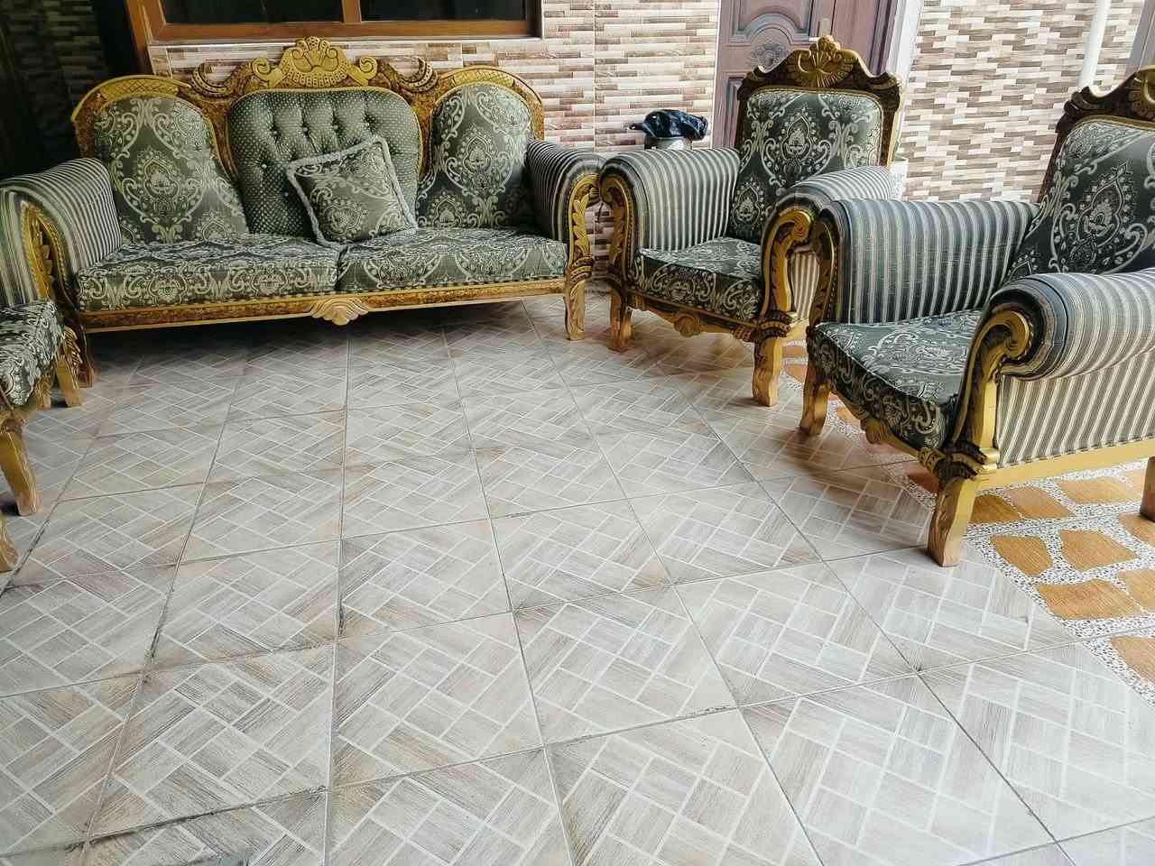 300وبي محال قنفه ملكي قليل مستعمل مال بيت


**إذا كنت صاحب هذا الإعلان وتريد حذفه لأي سبب، رجاءا أرسل رسالة إلى الدعم الفني**