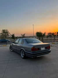 بي ام ٥٢٠i • محدث ١٩٩٥ • جير عادي