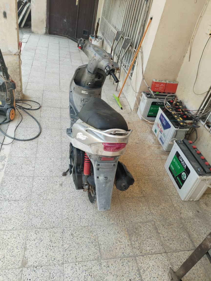 دراجه ماكس منغولي للبيع صاله فتره قليله من نازله من الرمبه بعده كلش نضيفه مامتعوبه السعر 550 مكان الدراجه حله سنتر مدينه رقمي *********** شباب الدراجه حالهه حال الرمبه كلش نضيفه وبل عافيه على اليشتريهه حلة, بابل
