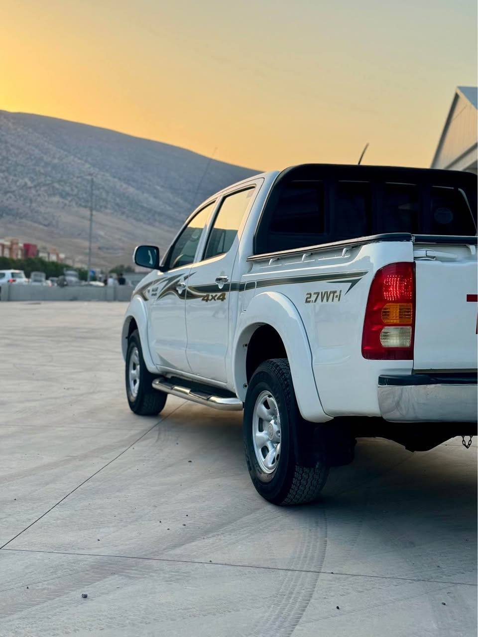 Toyota Hilux 2006
ژمارە کاتی دهۆک ئەسلی بە شەرت
مەنەفێست ئەسلی
هەزە و پاکانە و خرامەی بە شەرت
گێر و مەکینەی بە شەرت
بۆیاخ دوو پارچە لەگەل دوو سێ ساردی
نرخ 130 مەجالەکی زۆر کەم
ژمارە مۆبایل ***********
تکایە موشتەری تێل بکە جوابی نامە نادرێتەوە أربيل, العراق

