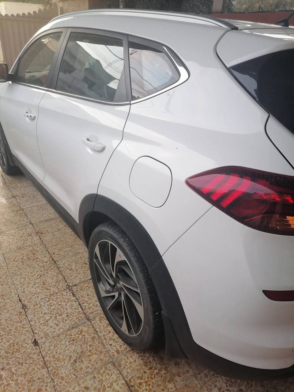 تكسون موديل 2020 سياره ماشيه 54 كيلو كشن كهرب قطعتين تبريد فول بدون بنوراما اشاير ترحيب كامل مواصفات هزه فحص جديد بسمي شرط التحويل بدون ظرر ماعدا مكانتين مسوحبات المكان موصل المجموعة للاستفسار الاتصال على الرقم
***********
***********
