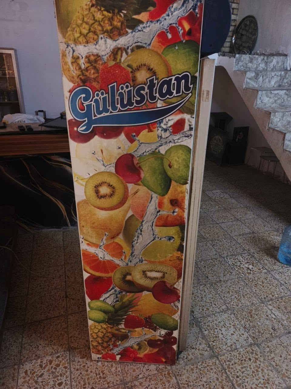 سلام عليكم شاشه حجم 50 فول نت ب300 نقصها ريموند مابيها الثانيه حجم32 بدون نت ب60 البراد عل فحص ب150 مكاني بغداد بلديات المعسكر ***********
