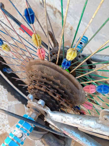 متاح بايسكل للبيع اخو الجديد مستعمل كلش قليل نضافه فول تايات جديدات حجم 20 ابريكات جدد السعر75
رقم الهاتف ***********اسيا
ملاحضه: لايوجد كورك
