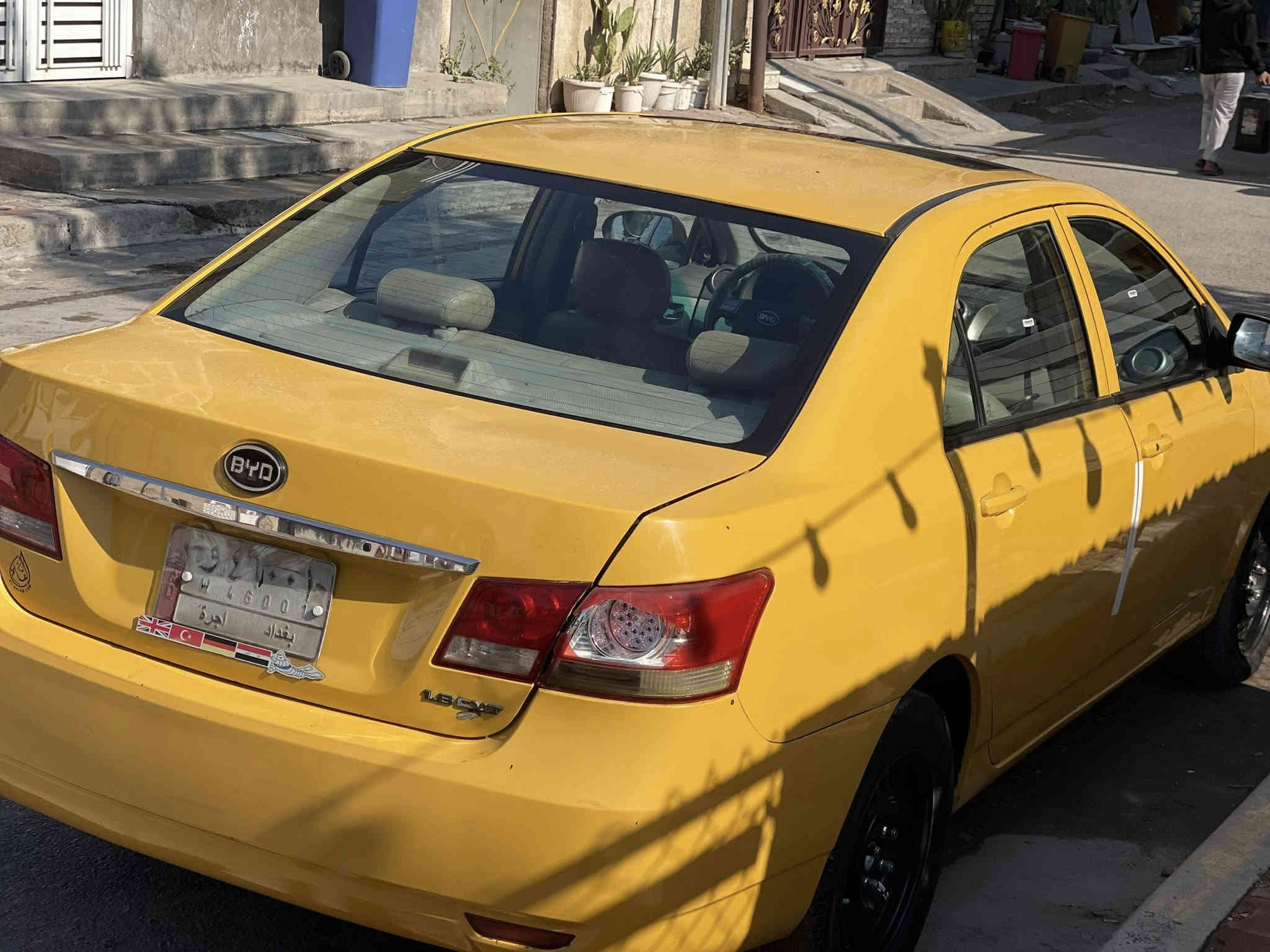 السلام عليكم BYD 2016   G3 كير ومحرك كورلا حديث 1800 
مكفوله كفاله عامه من ضربه وصبغ وتبديل وحار وبارد سياره جديده جديده بمعنى الكلمه ماشيه 74 كير ومحرك كورلا حديث 1800 تخم تاير صدر كله جديد محوره تحوير مضبوط وبعده بل ضمان سياره خير من الله مابيها نقص فول مواصفات سعرها 62 وبيها مجال مكاني بغداد 
رقمي ***********
