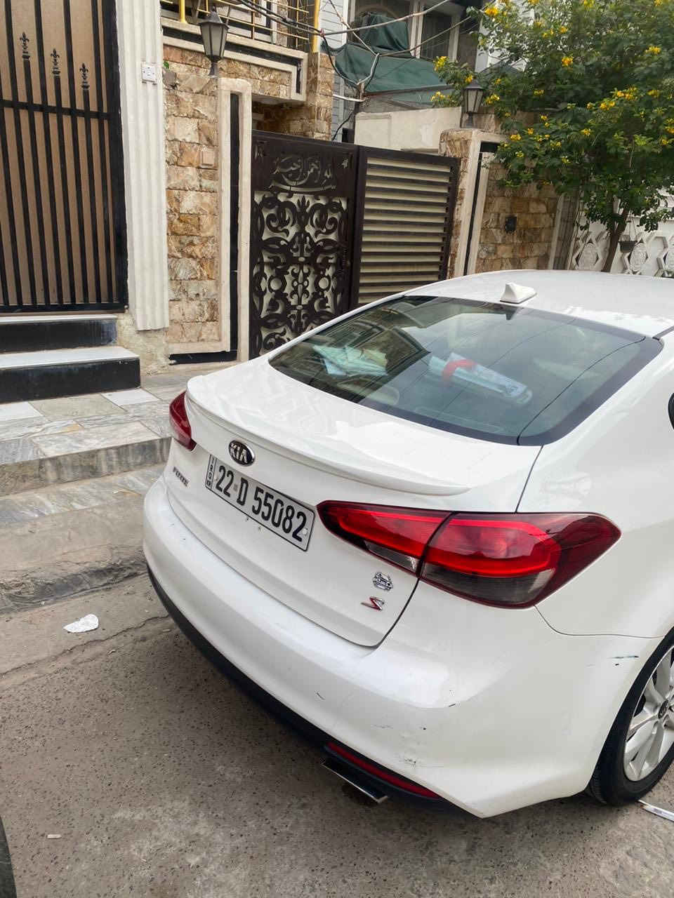 السلام عليكم اخوان فورتي موديل 2017 مكينه 2000 دوش حادثها بسيط جدا سياره خير من الله سياره بسمي تحويل ثاني يوم تريد وكاله تريد تحويل اني خادم سياره نص فول مواصفات شاشه تحكم ستيرن حساس امامي خلفي سياره خير من الله اي استفسار خاص او الاتصال عل رقم ***********
