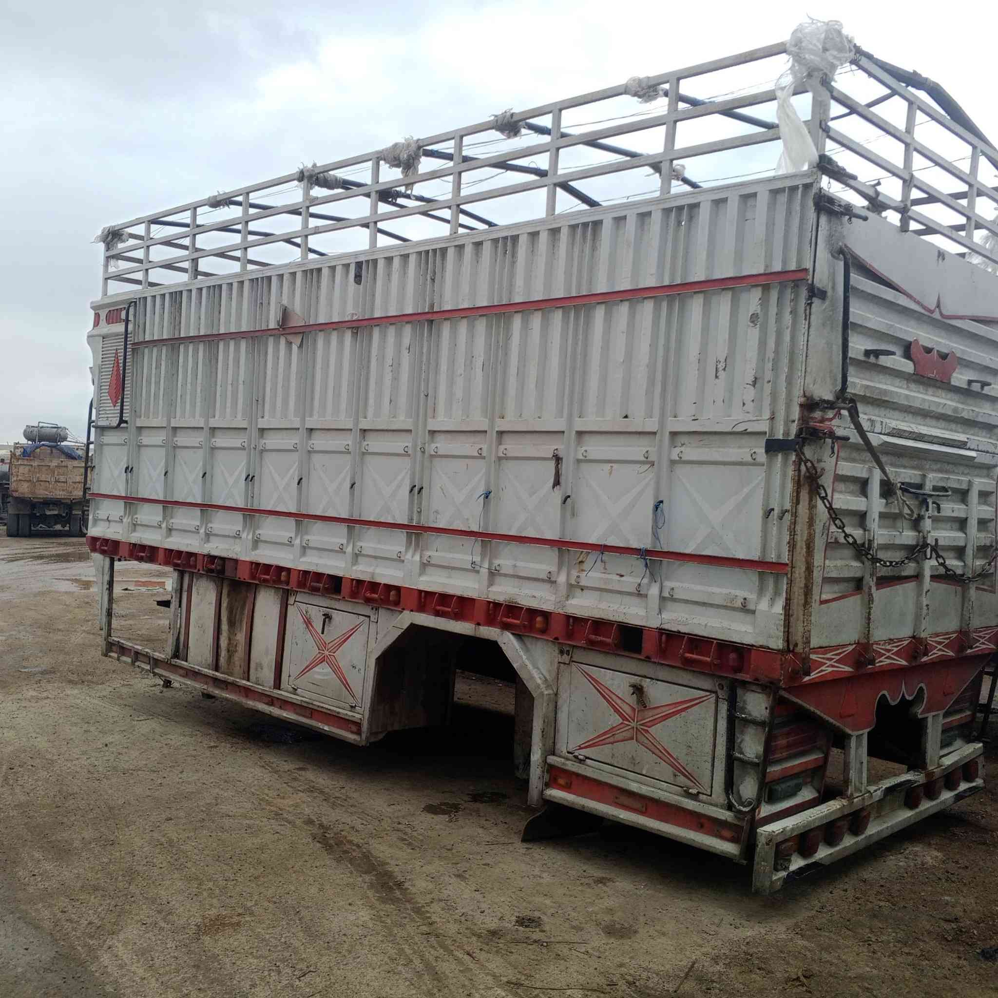 للبيع كامل المواصفات طول 6 متر و40 للتواصل هذا الرقم 0952797209


**إذا كنت صاحب هذا الإعلان وتريد حذفه لأي سبب، رجاءا أرسل رسالة إلى الدعم الفني**