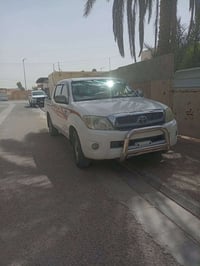 بيكم تيوتا 2009 اتومتيك ارقم بغداد 07823874482