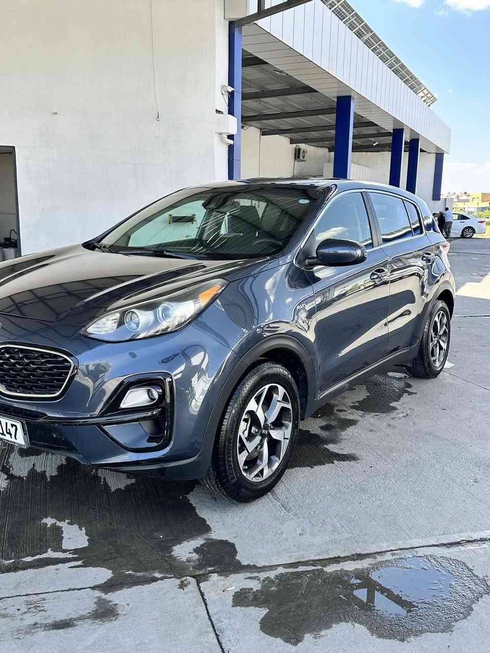 السلام عليكم سبورتاج 2020 للبيع السعر 138 ومجال
السياره بدون حادث بيها بابين وجاملغ خلفي كلير امريكي بدون حادث كلير فقط من امريكا يعني جلاتين السياره جديده وخير من الله بدون دواخل وبدون ارباك سنويه جديد كل شي جديد باسمي مكان السياره اربيل رقم الهاتف ***********
