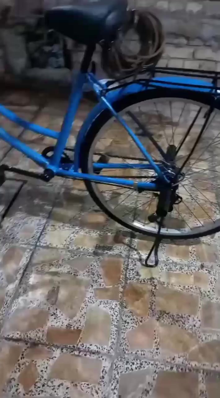 بايسكل للبيع بناتي حجم 26 مانقصه اي يش كامل امكمل سعر 120 وبي مجال مكاني بغداد استفسار *********** واتساب
