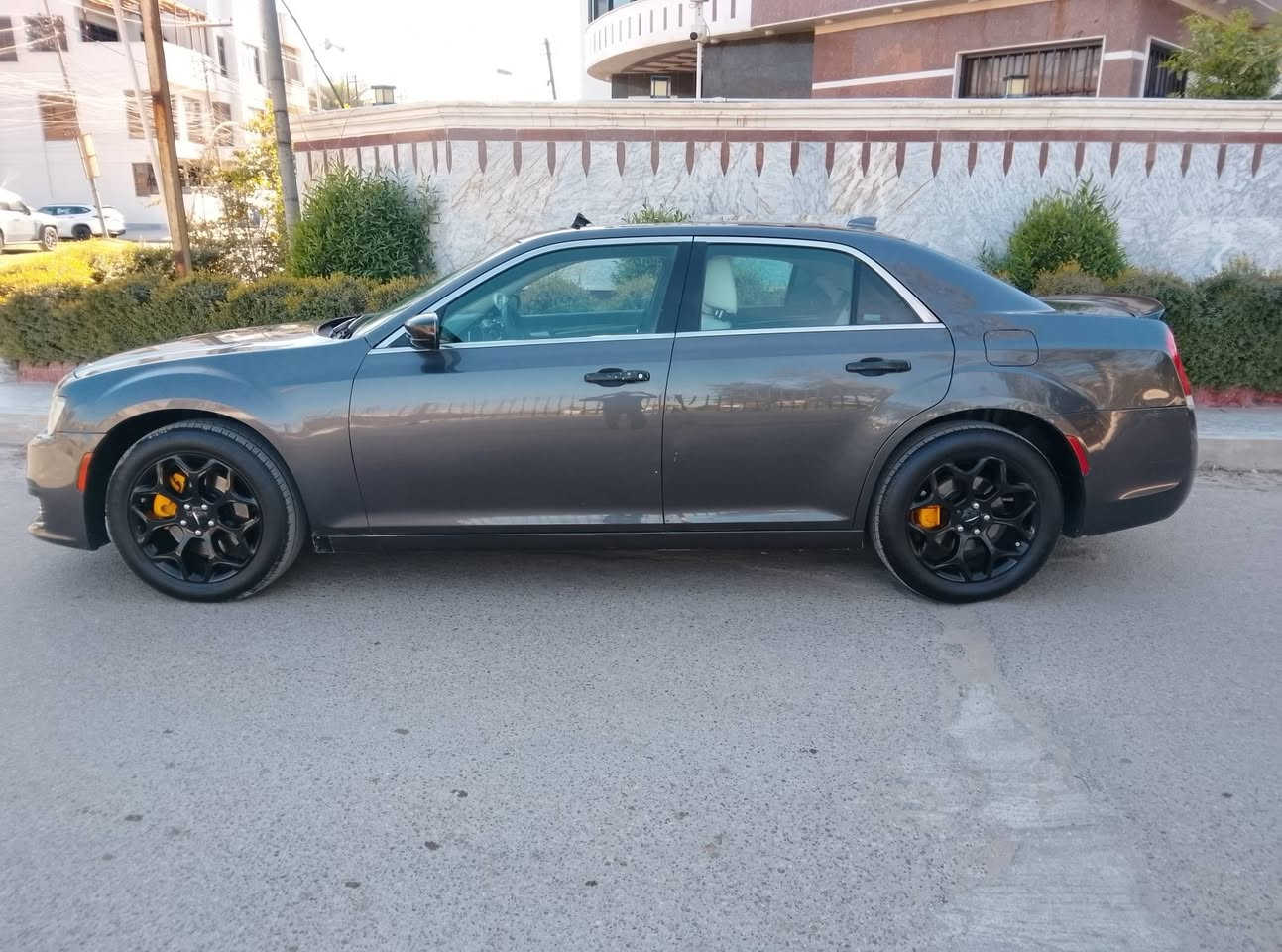 السلام عليكم اوبامة موديل 2019 وارد أمريكي حادث جاملغ وبنيد مواصفات السيارة بنرامة كشنات جلد كشن كهرباء تدفئة تبريد هيترات بل مرئي المري قلاب حجم المحرك 6 سلندر تشغيل عن بعد كامره دوارة قطعتين تبريد نضام فلاش اواكس سيارة فول مواصفات سعر السيارة 158وبيهة مجال مكان سيارة بغداد البلديات ***********
