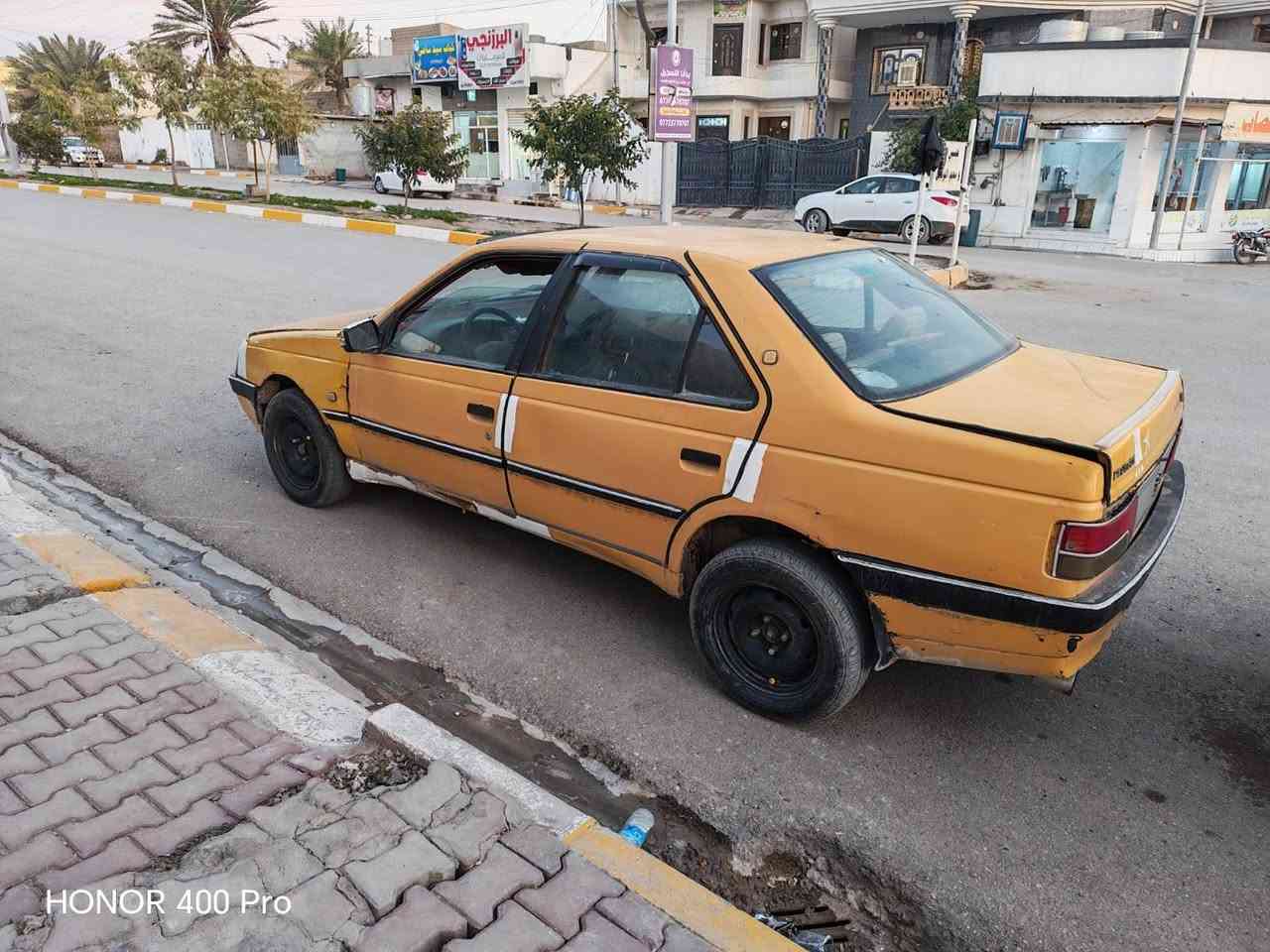 سلام عليكم للبيع فقط
بيجو روا موديل 2009 
رقم بغداد سنويه عاج شرط تحويل 
كير محرك بدون عيب كير اتوماتيك محرك ونجي ٤ بستم 
يعني محرك ياباني سيارة ايعيب مابيهه على وضعه
سعر  16 $$ وبي مجال بسيط مكاني طوز خرماتو 
رقم صاحب سيارة ***********
