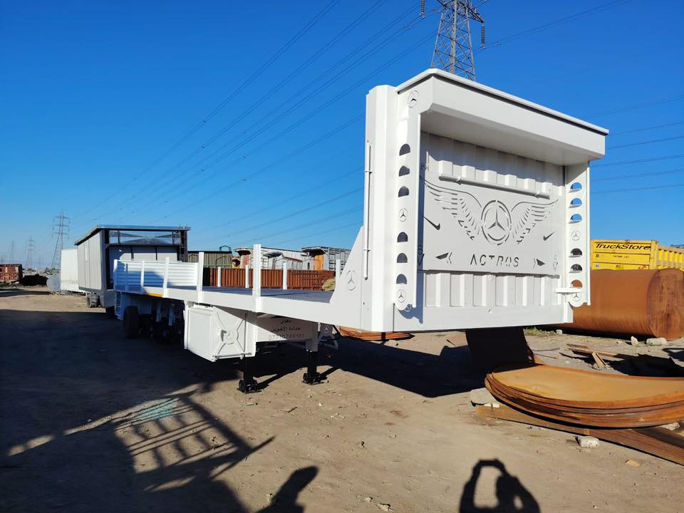 سلام عليكم
للبيع عربانه حداديه 5 محاور 
شاصي 16 
دنكير 14 
جتف 7 
عمل جرف نداف 
عربانه بعده زيرو 
شرط ترقيم 
تخم تاير جديد 🛞🛞🛞🛞🛞
الهاتف ***********
