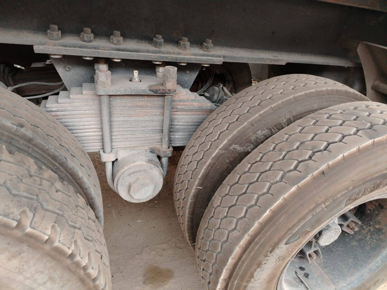 السلام عليكم عربانه قلاب البيع خوان     انه مكلف بل نشر هاذ رقم صاحبة ***********
