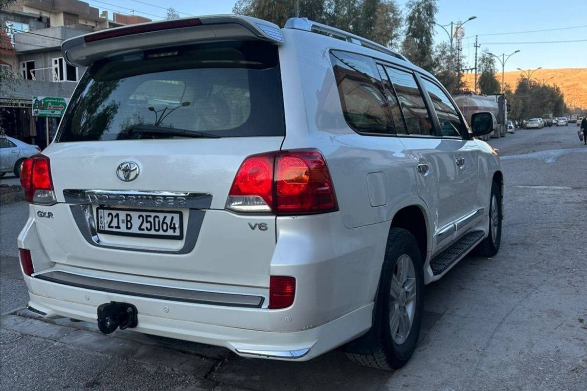 تۆیۆتا لاندکڕۆز 2015 مواسەفات GXR  
سفری شەریکەی جیهان
١٦٨هەزار حەقیقی رۆشتووە 
شەغال و دووبەسمە شەریکە 
حاسەی پێش و دوا  
فول فولە تەنها جلد نییە 
سەنەوی و ژینگە نوێیە 
تەنها دوو پەڵە ساردی هەیە 
وێنەی سۆنەرەکەیم داناوە 

سـعـر : لە کۆمێنت داوابکە ڕاستەوخۆ بۆت دێت 📥 

گێر و مەکیەنەی بەشەرت 
هیچ کێشەیەکی تێدا نییە 

ژمارەی خاوەنەکەی 
***********
