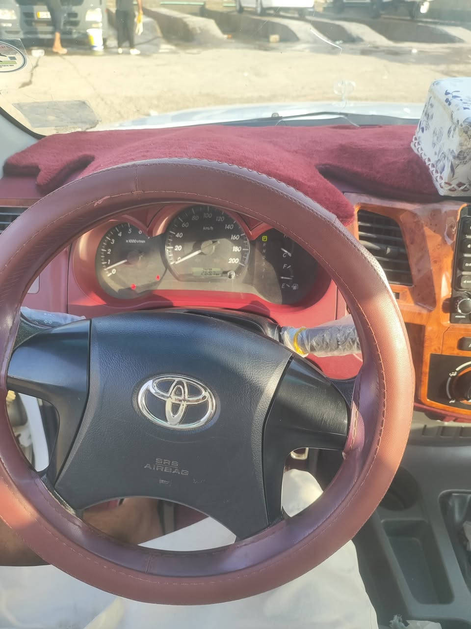 السلام عليكم
تيوتا هايلوكس 14 مكفوله عام. گير اوتماتيك رقم واسط  مداور ثاني يوم سياره مال جناي بالحقيقه احلى من الصور   ملاحظه (السياره بدون المحجر الاستيل)  لان نزعته عنها قبل فتره وشديته ع السياره الثانيه ا
#السعر ب230 وبيها مجال بسيط 
للاستفسار 0782 374 4933
 الخاص مفتوح
