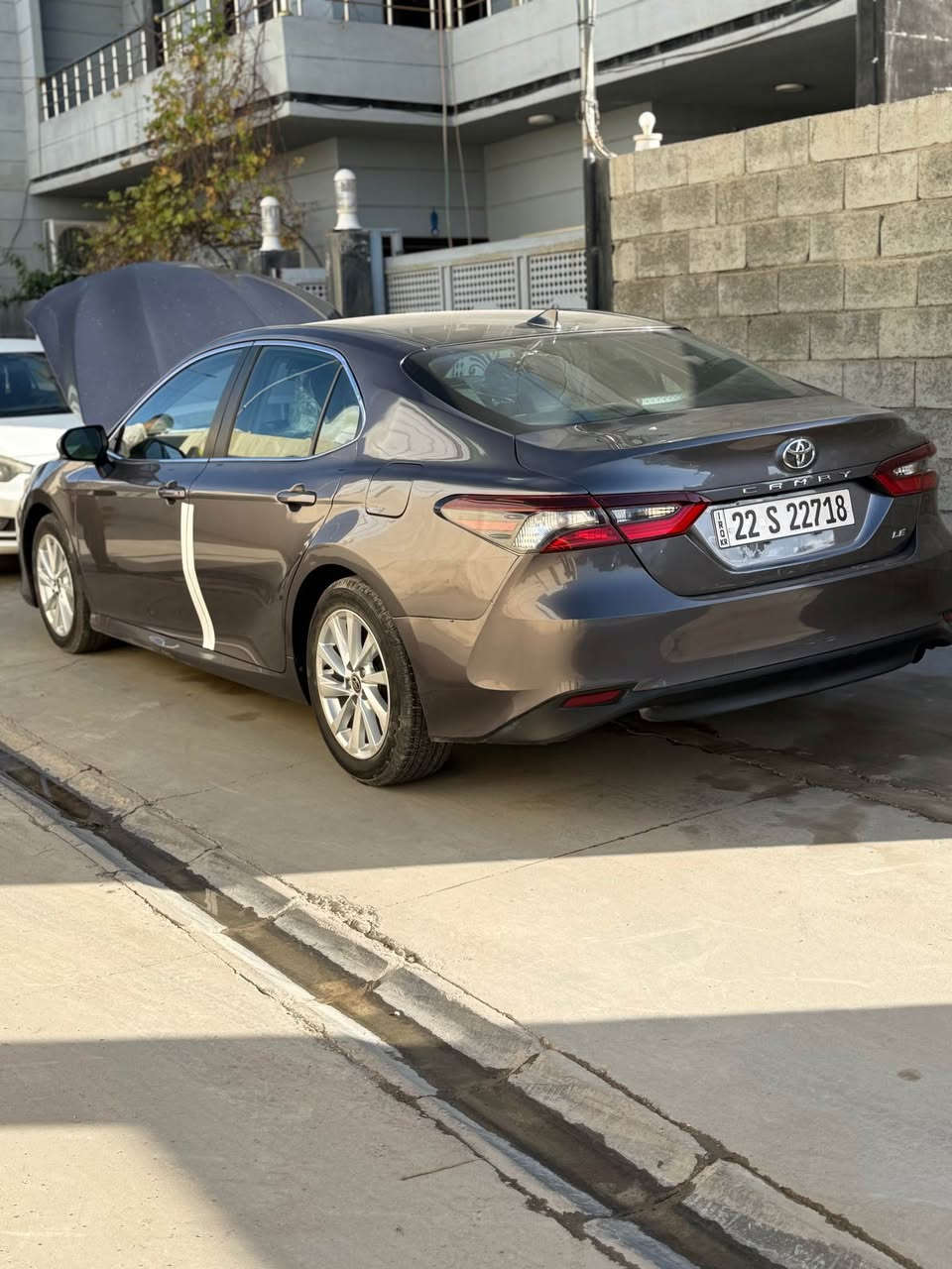 كامري 2023 
مواصفات le
بصمة 
كشن كهربائي 
رادار 
تحديد مسار
الضرر 3 قطع
جامرلغين خلفي و باب خلفي طرف سكن بدون دواخل
الرقم الهاتف/ *********** كركوك, العراق
