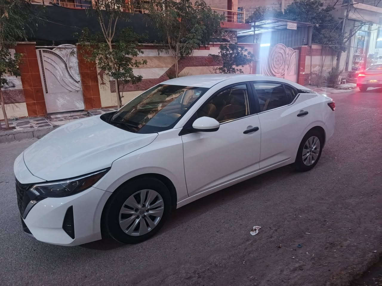السلام عليكم
نيسان سنترا ٢٠٢٤ نص مواصفات بيهة صبغ فقط بنيد والباقي حادث صطحي  مكفول بدون دواخل مكفولة لغود وشواصي سيارة كاملة بدون نواقص ماشية ١٧ الف ولا كلوب مشتغل بلدشبول
مكاني ديالى بعقوبة
***********
