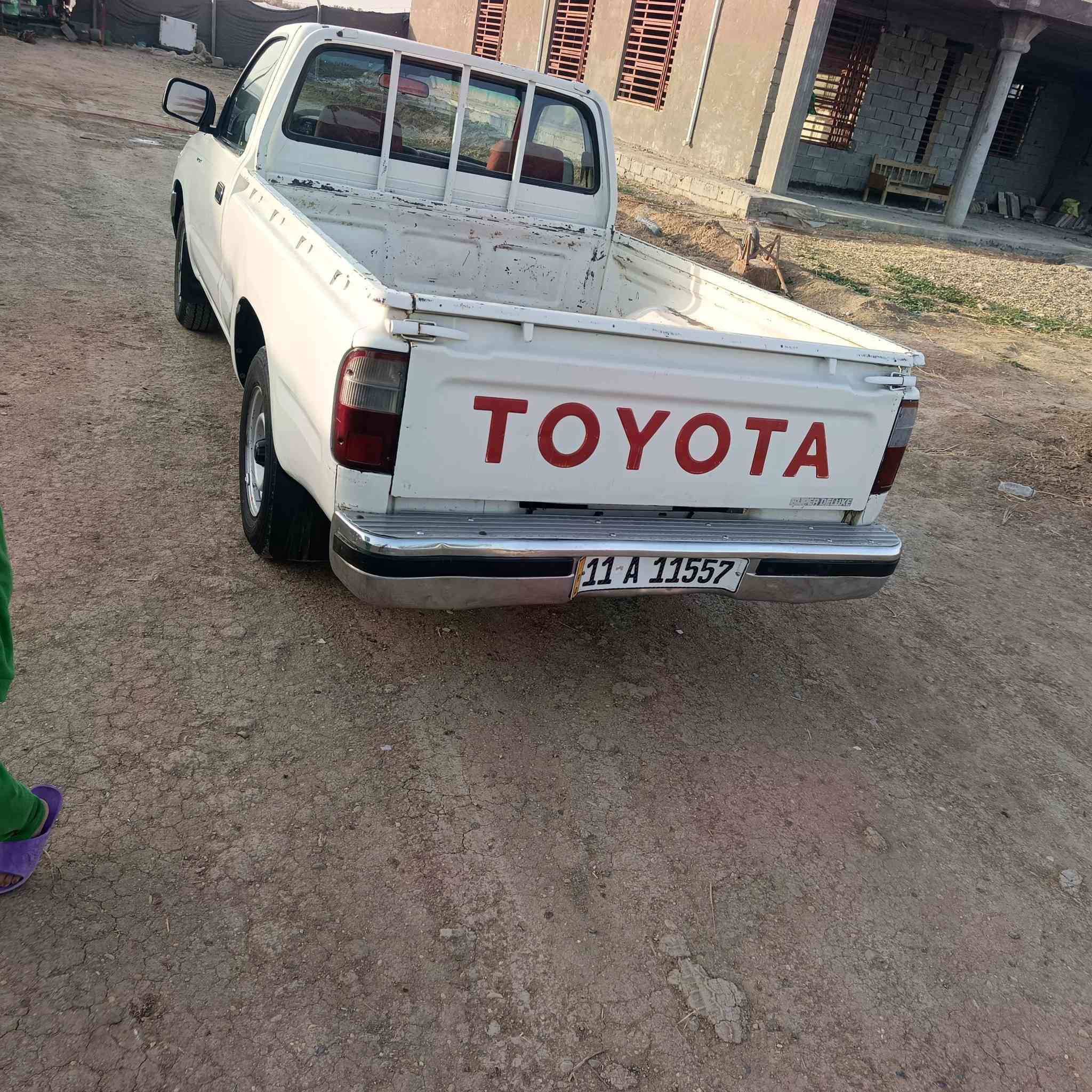 للبيع تيوتا موديل ٢٠٠١ فلاحي تحويل شرط العنوان بابل جبله قرب الخط السريع الاتصال ***********
