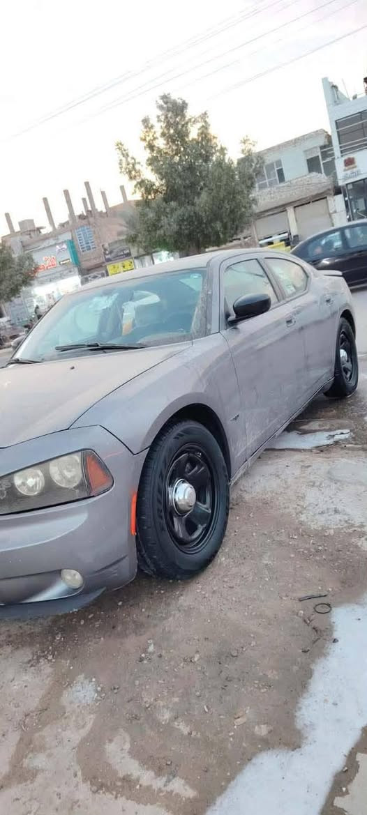 SRT
السلام عليكم 

جارجر SRT

بيع او مراوس

مكينه 3500 مكفوله 

كير مكفول 

السياره بدون ايرباك 

2007 رقم اربيل تريد تحويل تريد وكاله 

السياره مصبوغه حزام 

السياره حلوه ما ناقصهه شي

سعرهه 75 بيع مستعجل وبيهه مجال 

مكاني بغداد الجديد
***********
متوفر اتصال فقط
