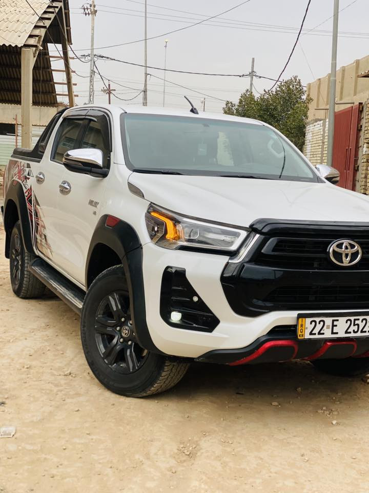 سلام عليكم
للبيع تويوتا هايلوكس 
ضمااااان 

موديد  2023 
ماشيه 90 الف 

فول مواصفات 
تبريد كشنات 
كامره  
شاشه 
حساسات اماميه + خلفيه 
شاحن لاسلكي + سلكي 
وباقي المواصفات المعروفه 

كفاله عامه 
السعر : 360 مجال بسيط 

والي تعجبه يدلل 

للاستفسار الاتصال على الرقم 

***********
