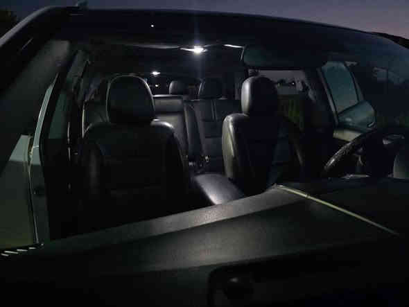 السلام عليكم
للبيع سورنتو 2013 وارد امريكي داخله كلين   EX V6 فول مواصفات  رقم بغداد باسمي تحويل مباشر 

بصمه تشغيل + بصمه ابواب 

بانوراما طكتين 

مكينه سته سلندر  3500 

اشاير بالمري 

سبعه راكب 

كشنات كهرباء+ جلد  + تدفئه وتبريد 

فول تحكم استيرن 

كامره خلفيه + شاشه 

اشاير ترحيب بالدوسه + لد ابواب 

السياره حادثها تبديل باب عكس السايق  بي طخه والباب القديم موجود + جاملغ بي بارد قليل 

مكان السياره بغداد 

السعر 170 وبيها مجال 

للاتصال ‏‪‏‪***********‬‏

‏‪***********‬‏
