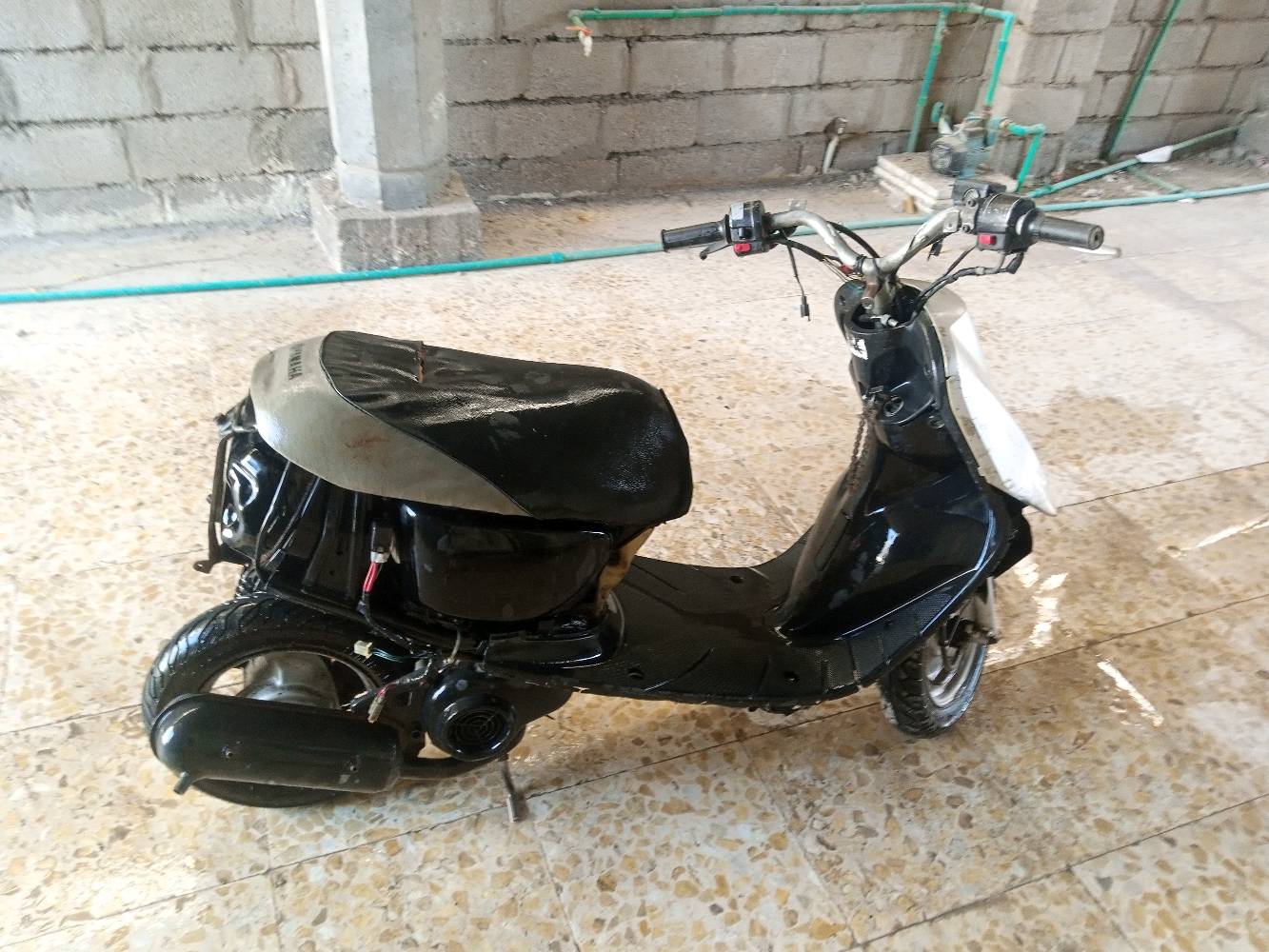 دراجه 5 زروف نظيفه عطلها كرنك
الدراجه مرتبه ونظيفه عطلها بس الكرنك تصلح وتطلع بيها تركتها بسبب الدراسه سعرها 75 بيها مجال للشراي مكاني ابو الخصيب مهيجران تواصل واتساب
***********