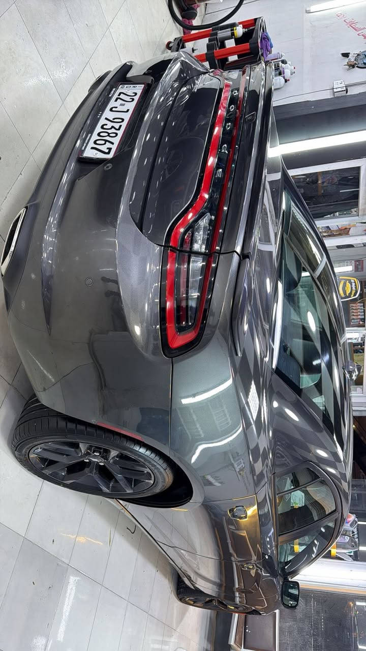 سلام عليكم
جارجر 2023 
رقم اربيل باسمي 
لون نفطي 
ماشيه 68  الف مايل 
موصفات  sxt
شاشه 
وتشغيل عن بعد 
حساسات خلفيه  
وكامره 
سياره  بدون  صبغ  بدون  تبديل  بدون  ارباك 
بيه  فقط بارد بلبنيد 
صور الحادث مرفقه مع  المنشور  
مكاني كركوك 
***********
السعر 255
