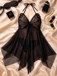 ملابس • أسود • قريباً