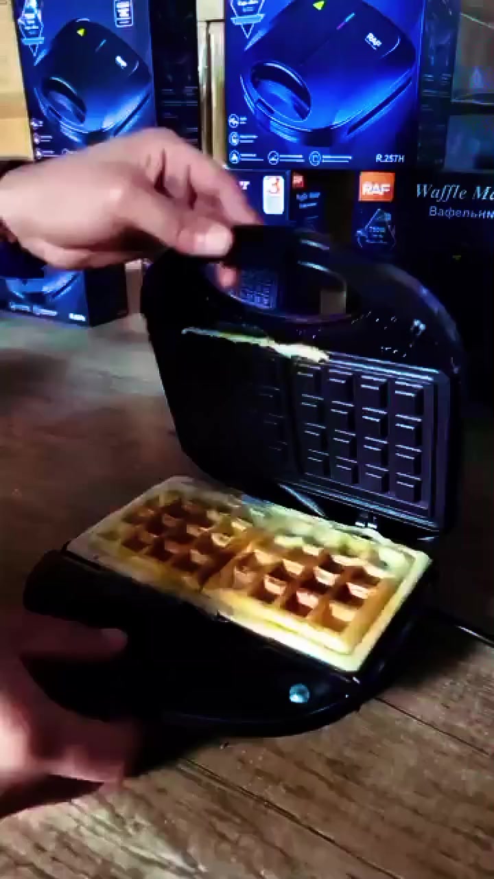 كابسة وافل ماركة راف الماني 

#كابسة_وافل 
متوفر مقطع فيديو للمنتج في قناة الأجهزة المنزلية 
توصيل جميع المحافظات 5 سعر 20


**إذا كنت صاحب هذا الإعلان وتريد حذفه لأي سبب، رجاءا أرسل رسالة إلى الدعم الفني**