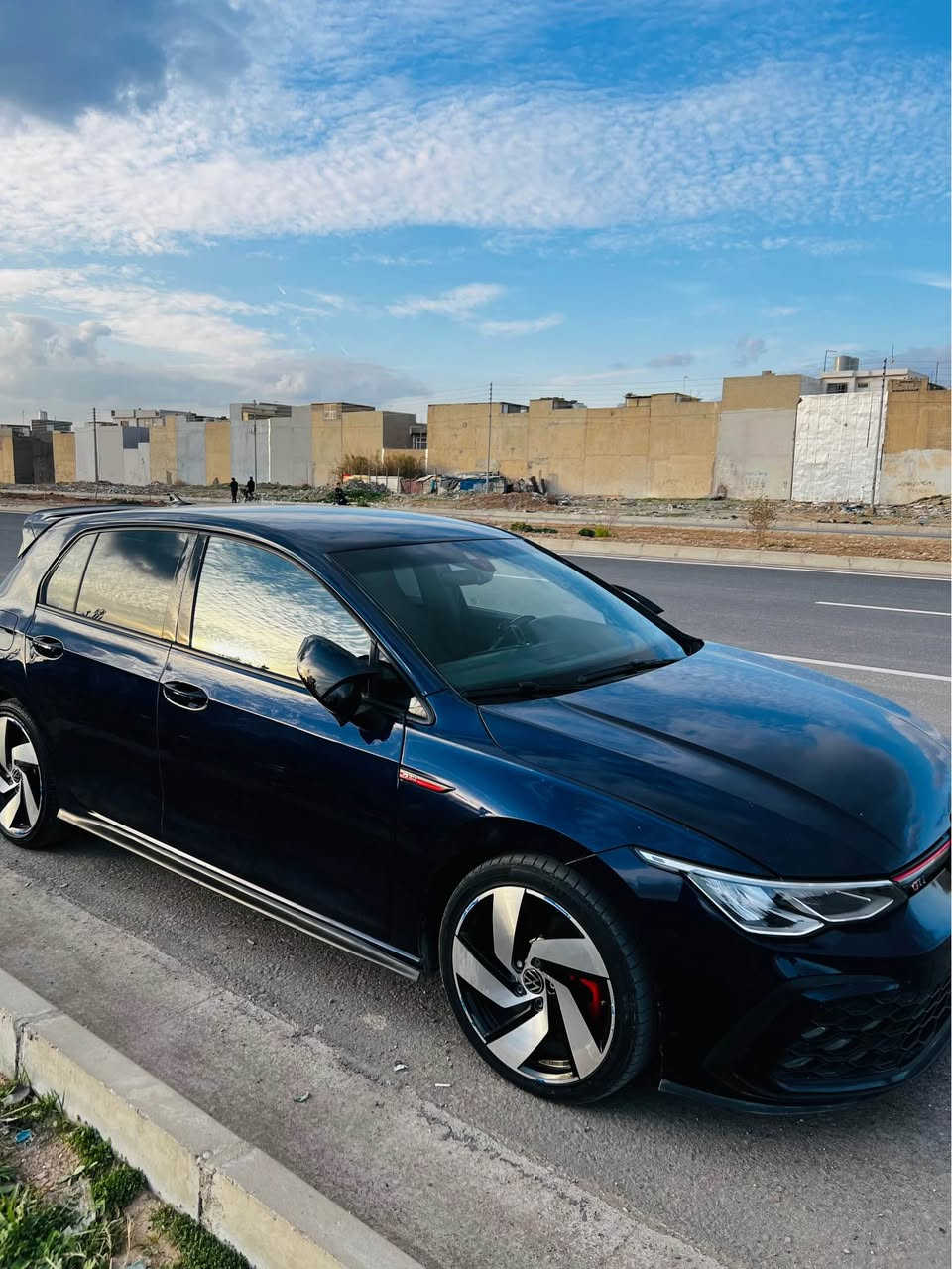 گۆلف gti mk8 2022 سەیارەکە 31هەزار مایل رۆیشتوە کوشین هیتەرە سوکان هیتەرە ئاوێنە هیتەرە چوار مۆدی لێخورینی هەیە سەیارەکە گێرو مەکینەی بەشەرتە ستۆکە ناو لیدە سەیارەکە عام نیە بە عام دەیفرۆشم سحری138وەرەو مەجالێکی کەمی تیایە( ***********) Singapore
