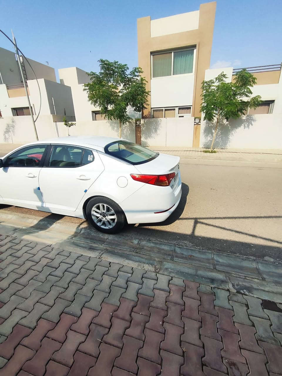 سلام عليكم كيا اوبتيما خليجي شركه دوليه مكفوله من صبغ والبارد ومكينه وكير مكفولات تبريد قطعتين تحكم ستيرن جهتين شفتات ستيرن محرك 2000دوش رقم بغداد ماشيه 67000 بعده على وضع شركه رقم هاتف *********** عنوان بغداد البلديات سعر 158ورقه
