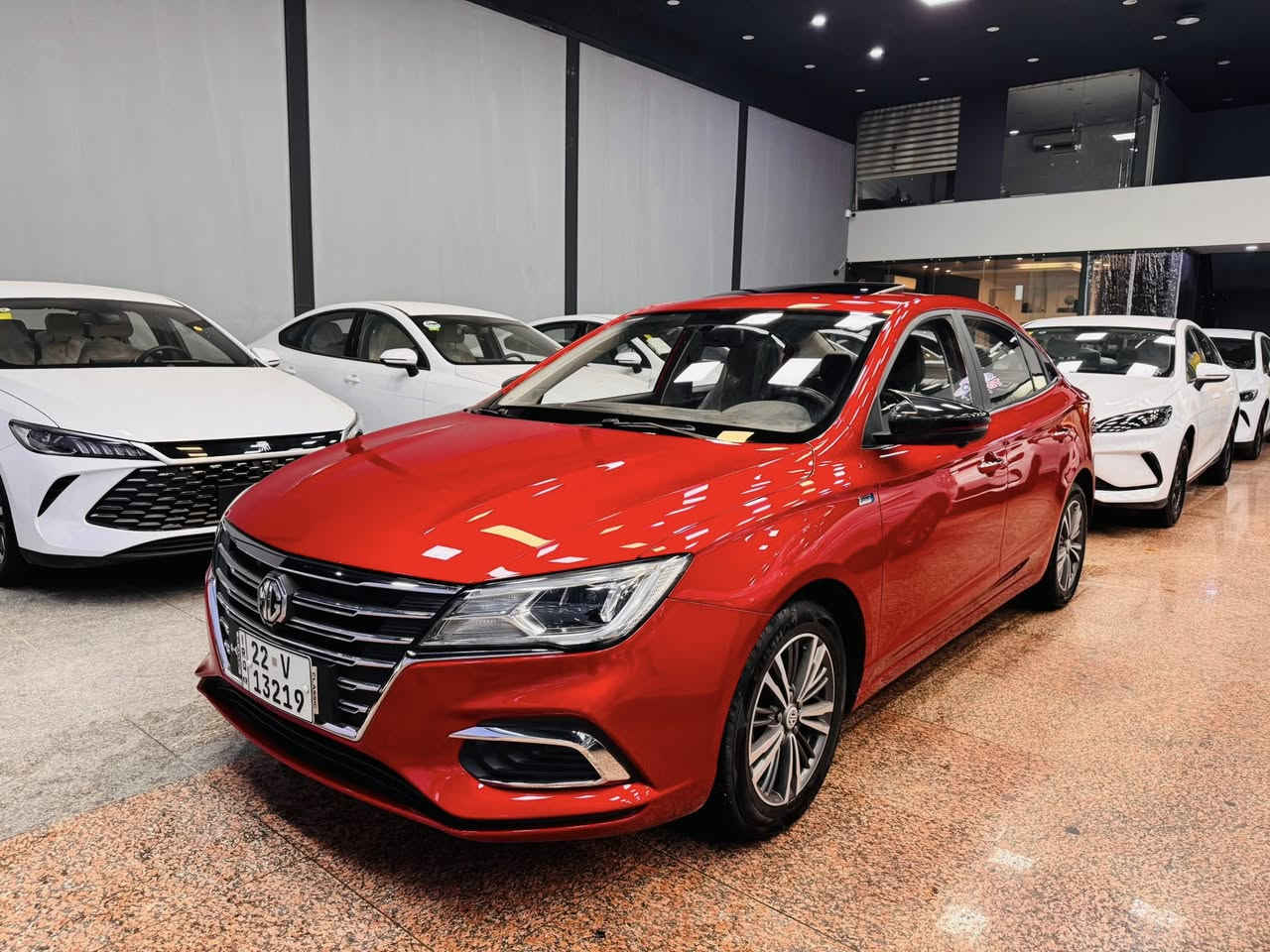 فول مواسةفات مواسەفات گير.عادىMG5 2024  LUXURY تةنها.٢٧ هةزار روشتووة
چوار کامیرە ،سلایت ، کوشن جلد هیتەر ،لایت لیدو زینۆی سپی ،شاشە گەورە ،برێک بەسمە ، ئۆتۆ هۆڵد ، کوشن کارەبا 
6سەماعە ،ئاوێنە شەفت ، زۆری تر 
بێ سبوخ بێ ساردەکوت
شوێن هەولێر
نرخ.95$ وەرەقە 
ژمارەی مۆبایل. ***********
