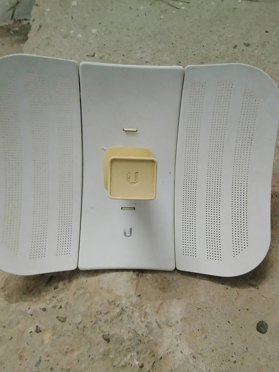 انترنت كامل وشغال بشرط سعر 50 الف  الاتصال


**إذا كنت صاحب هذا الإعلان وتريد حذفه لأي سبب، رجاءا أرسل رسالة إلى الدعم الفني**