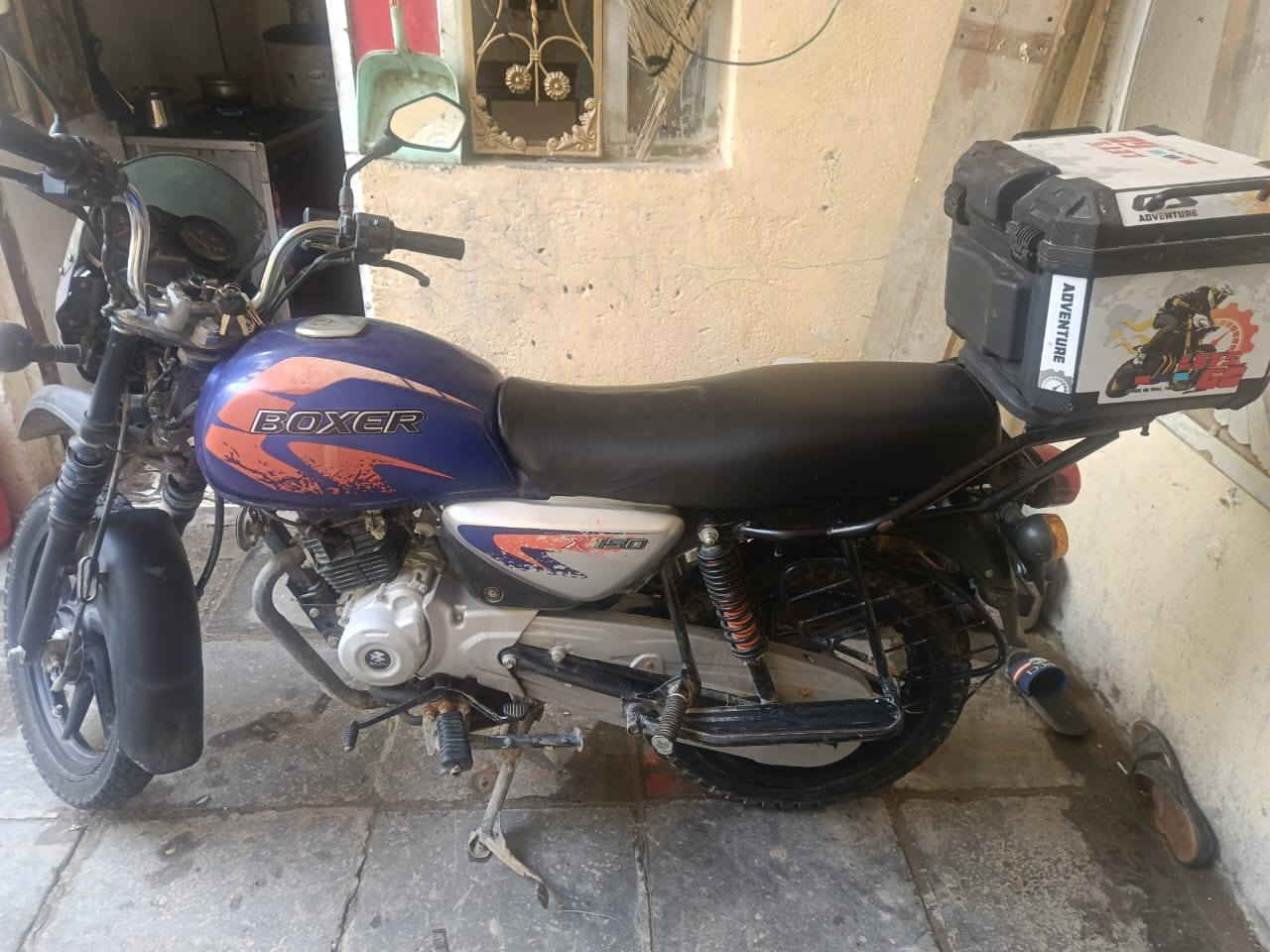 بوكسر جبلي موديل 2022 للبيع كير ومحرك مكفولات السعر 1200,000 وبيها مجال 
الاتصال او واتساب ***********
