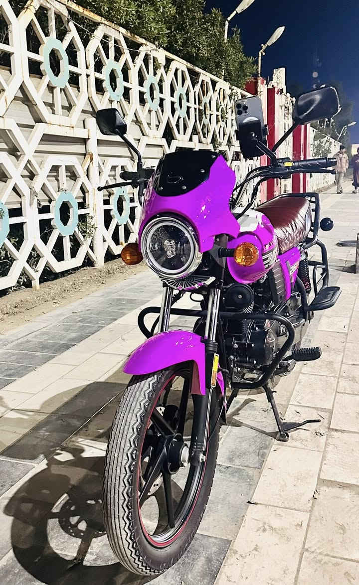 السلام عليكم للبيع دايوان موديل 23 طالعه بل24 مكفوله من كلشي رقم وسنويه واسط بأسمي مكاني واسط نعمانيه السعر 2500 وبيها مجال ***********
