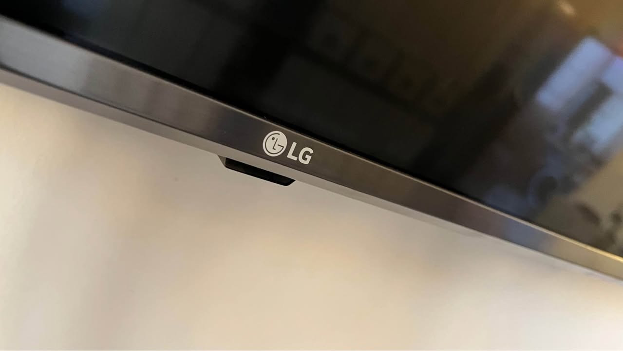 شاشه LG الاصلي 

حجم 42 
ريمونت ماوس متحرك 
شاشه كلش جديده 
للتواصل ***********

سعر 550 مجال كلش بسيط 
الي ميعرف للشاشه ليدخل خاص فدوه كربلاء, العراق
