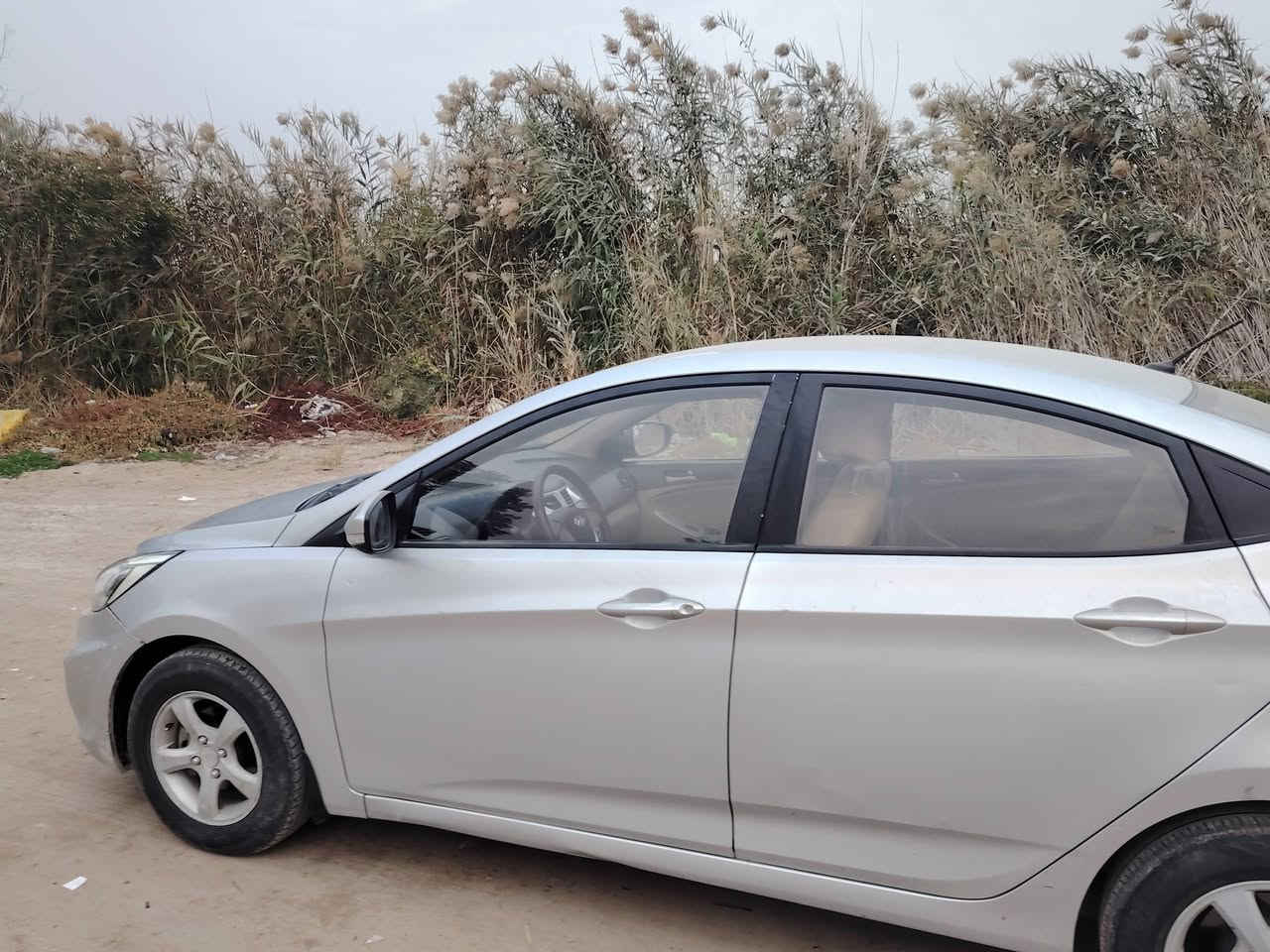 اكسنت ٢٠١٦ خليجي محرك ١٤٠٠   حادث بابتين جه اليمنيه  كهربائيات شغاله تدفئه او تبريد شغال باتري جديد صدر نص عمر السعر ٧٩ رقم الهاتف ***********
