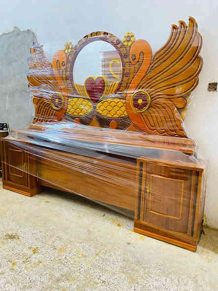 غرفة نوم عراقي مستخدم اخو الجديد شغل درجة اولى مرتب ضهر جرجوبة
السعر 875, الف وبيها مجال للطيبين 
رقم الهاتف ***********
