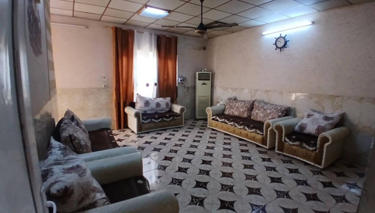 ***********
بسم الله والصلاه والسلام على رسول الله عندنا هذا الدال للبيع دار 200 متر دار رقم دار ركن بمحل للبيع المراوس كركوك حي الوحده قريب على الجامع قريب على المدرسه ابتدائيه نينوى اللي يريد
