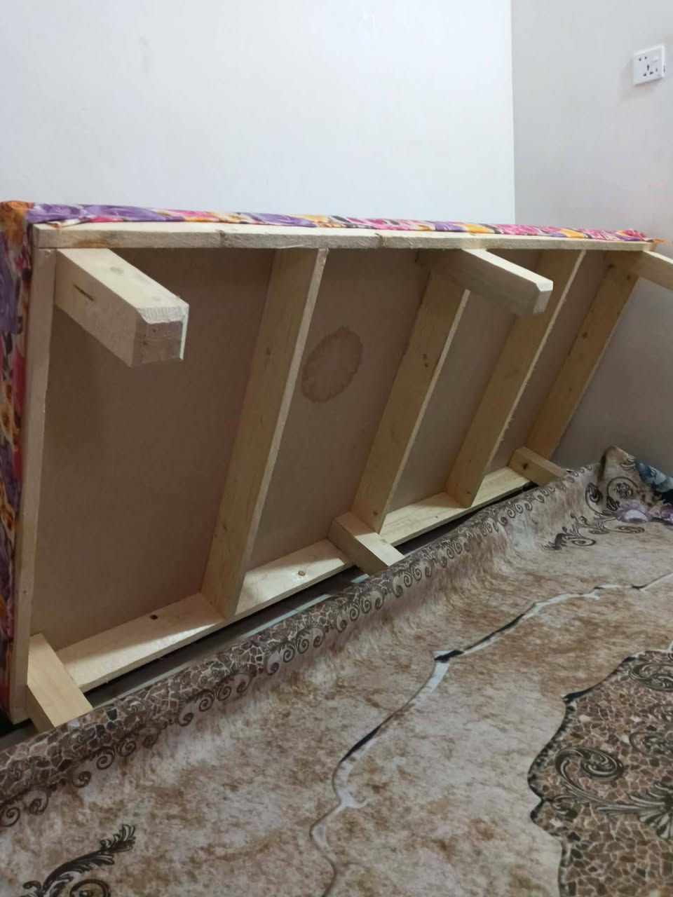 للبيع صوميا خشب جديدة نفر واحد بسعر30ألف عنواني الدورة


**إذا كنت صاحب هذا الإعلان وتريد حذفه لأي سبب، رجاءا أرسل رسالة إلى الدعم الفني**