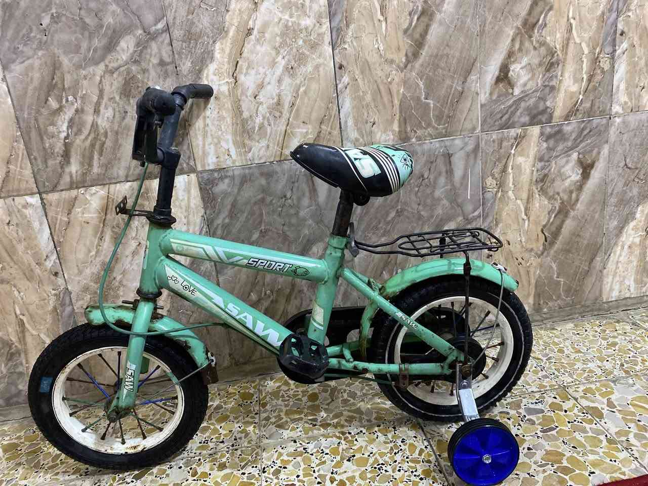 بيسكل حجم 12  سعره 25 قفل  من الأخير مكاني قطاع 28 شراي اتصل ***********
