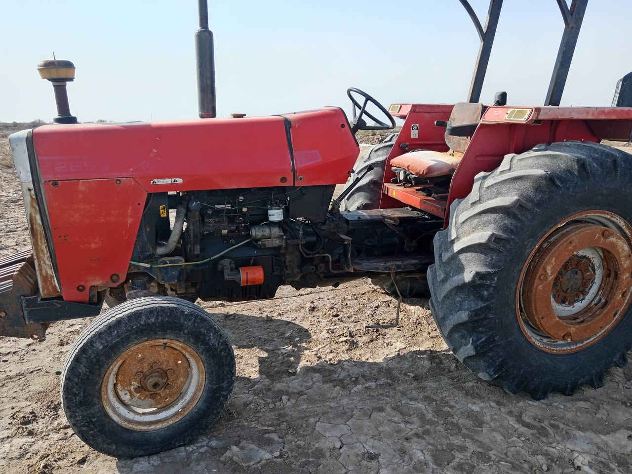 مكينه فوركسن موديل 2002جاهزه للعمل مع ملحقاتها رقم واحد الاتصال مع رقم
***********
