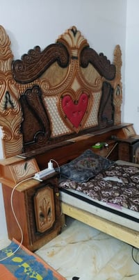 غرفة أخشاب • نظيفه • بل حمزه