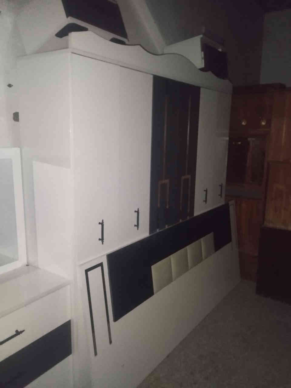 يالله 
غرفه تركيه 5قطع6 ابواب نضافه فول اخت الجديده
ومتوفر غرف عراقيه نضيفه 6 ابواب 
وكناتير بابين 
اهلا وسهلا بكم
العنوان واسط نعمانيه شارع 13 مقابل بيت الحاج خيون 
للاستفسار مراسلة الصفحه او الاتصال 
*********** واتساب فقط 
***********
***********
