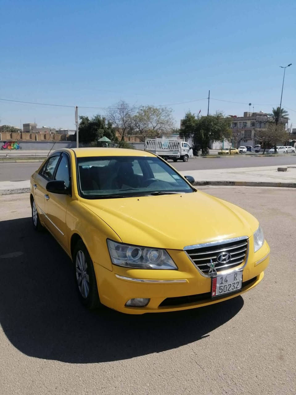 *********** ابو جاسم الشمري
اسلام عليكم شباب سوناته مقدس ١٢ مصفره هيه وغرمه بيه بس الباب الوره صبق والباقي مكفوله من محرك وكير جاهزه كبل لشارع السعر ١٠٥ وبيه مجال كربلاء الحسينيه @
