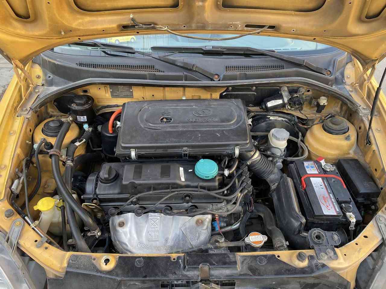 السلام عليكم اخوتي طيبه 2016
الكشر موضح يمكم بالصور الكير مكفول والتبريد خير من الله المحرك ينفخ الحدايه جديده شاشه وسستم سماعات سنويه باسمي تحويل ثاني يوم سياره مامشتغله تكسي مكان السياره بغداد السعر 37 وبيها مجال الاتصال ***********
