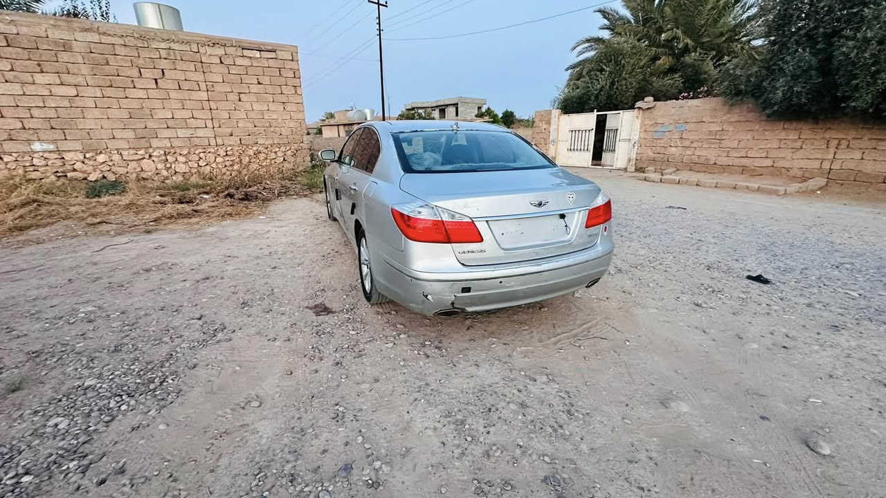 سلام عليكم سياره اللبيع جينيسس ادوات كص محرك وكير شرط كهربايات كلها شقاله سياره فول موصفات بصمه تبريد شرط ثلج نشاط فول صدر بي بدايه تعب بوش طبله  صدر فقط سياره حلوه شرط ميتين امش السعر 32 وبيه مجال ومراوس يرهم مكان السياره الشرقاط بعاجه ***********
