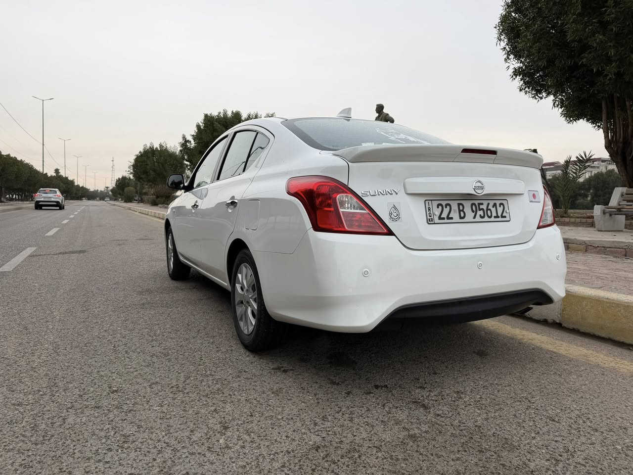 السلام عليكم
سني هندي 2024 للبيع

رقم اربيل - ماشيه 31 فقط وراعية عربي شرط التحويل

🔴 شباج الجديد ( نحلة ) -سويج عدد 2 - شاشه  ومسجله البلادي موجود - تحكم ستيرن - يدات نيكل - سبايدر اصلي - ويل كب - تبريد خلفي - اربع جام كهرباء - كشاف اصلي وباقي المواصفات معروفه 

🔴 السيارة جديدة بعدها على وضع الشركة

🔴 مكفولة من كلشي كير محرك حدادية وصدر كلها زيرو

السعر 127 بيها مجال بسيط 

مكان السياره ميسان - العمارة

***********
