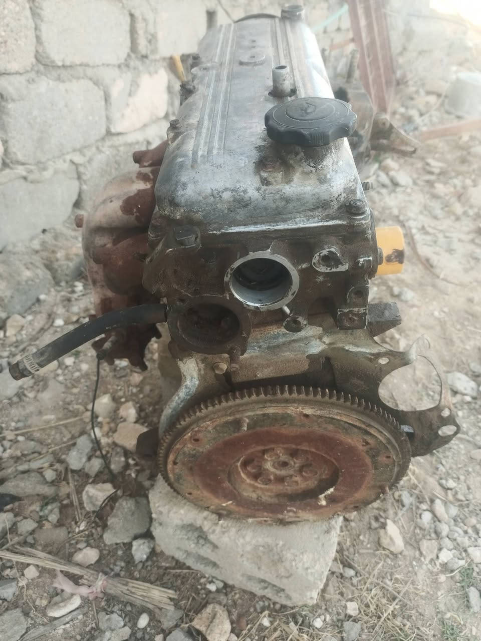 محرك سيارة سيفيا للبيع المكان بابل الشوملي الرقم ***********
