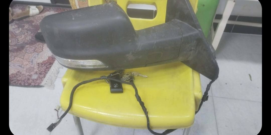 السلام عليكم للبيع مراية تفصيخ اصلية مو تجارية مالرام الشكل الجديد اشارة وشفط ***********
